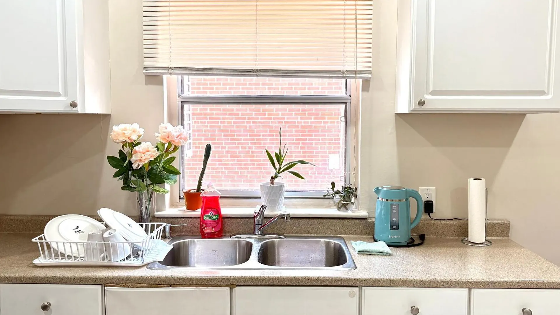 Vita House Toronto Homestay