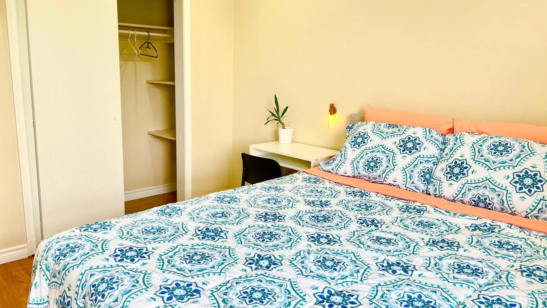 Vita House Toronto Homestay